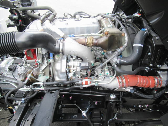 日野レンジャーアルミウイング中型（4t）[写真33]