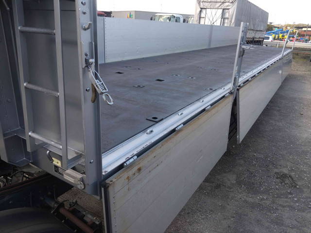 その他のメーカーその他の車種トレーラー（セミトレーラー）大型（10t）[写真15]