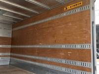 いすゞエルフアルミバン小型（2t・3t）[写真12]