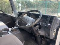 いすゞエルフアルミバン小型（2t・3t）[写真17]