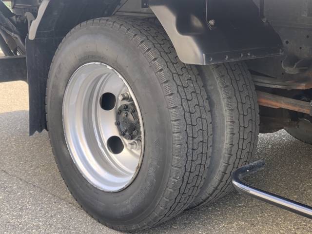 いすゞエルフアルミバン小型（2t・3t）[写真27]