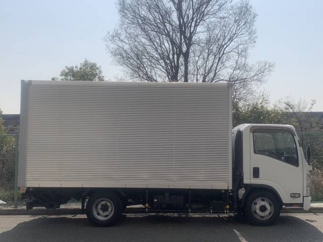 いすゞエルフアルミバン小型（2t・3t）[写真04]