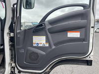 いすゞフォワードクレーン5段増トン（6t・8t）[写真23]