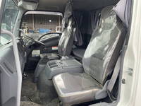 いすゞフォワードクレーン5段増トン（6t・8t）[写真24]