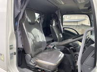 いすゞフォワードクレーン5段増トン（6t・8t）[写真25]