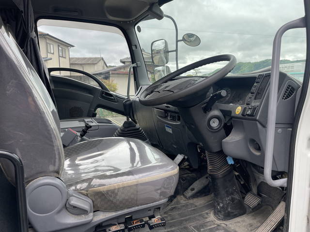 いすゞフォワードクレーン5段増トン（6t・8t）[写真27]