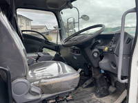 いすゞフォワードクレーン5段増トン（6t・8t）[写真27]