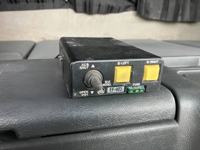 三菱ふそうスーパーグレートダンプ大型（10t）[写真17]