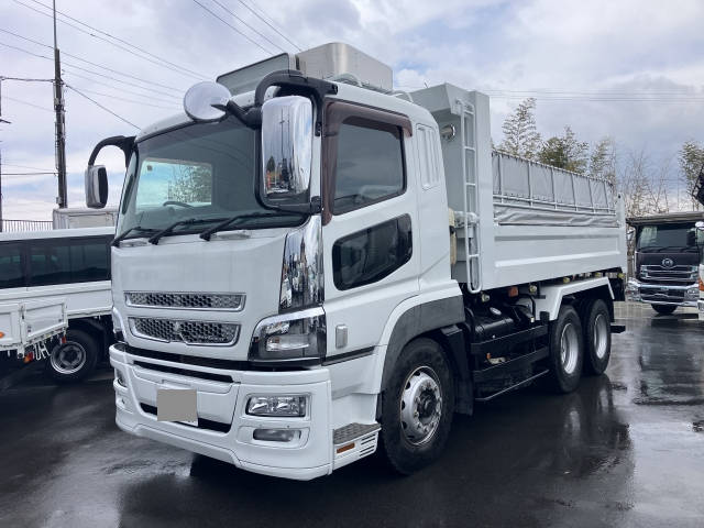 三菱ふそうスーパーグレートダンプ大型（10t）[写真05]