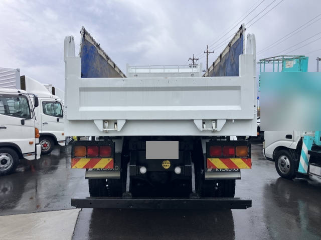 三菱ふそうスーパーグレートダンプ大型（10t）[写真07]