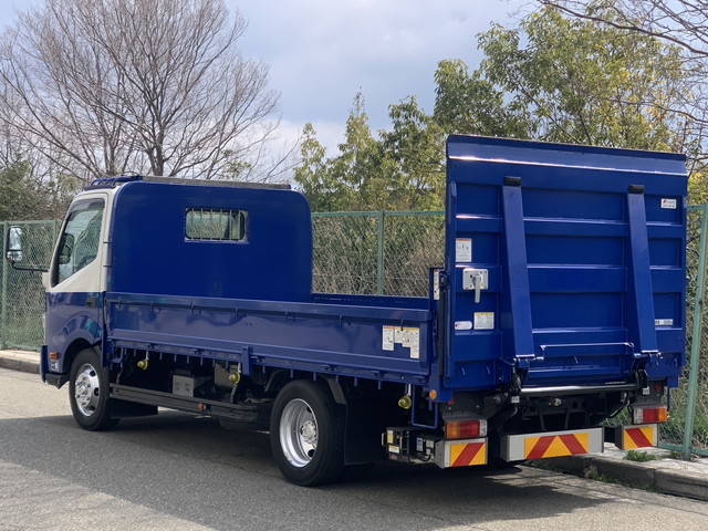 日野デュトロ平ボディ小型（2t・3t）[写真02]