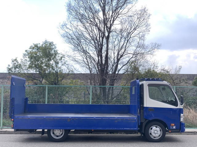 日野デュトロ平ボディ小型（2t・3t）[写真26]