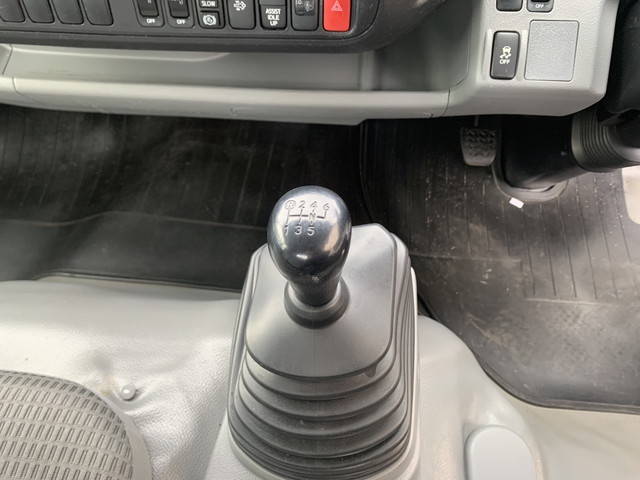 日野デュトロ平ボディ小型（2t・3t）[写真34]