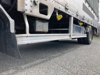 UDトラックスコンドル家畜運搬車中型（4t）[写真20]