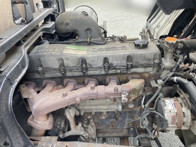 UDトラックスコンドル家畜運搬車中型（4t）[写真27]