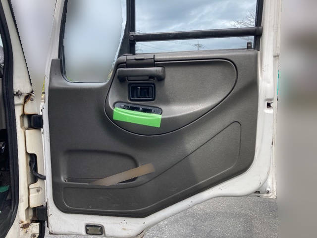 UDトラックスコンドル家畜運搬車中型（4t）[写真31]