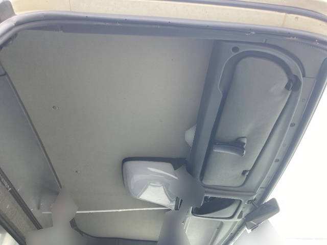 UDトラックスコンドル家畜運搬車中型（4t）[写真33]