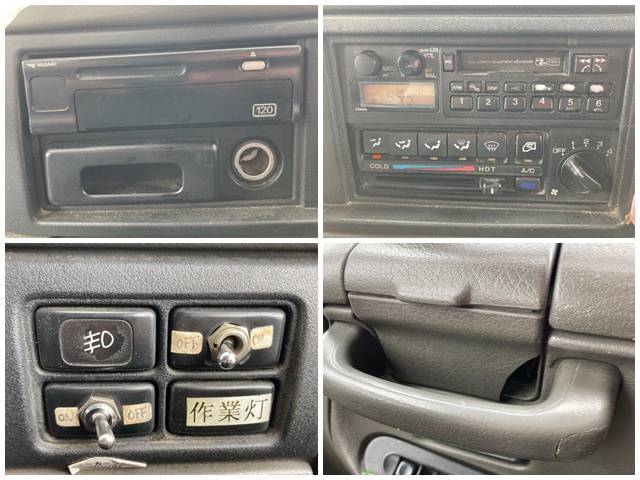 UDトラックスコンドル家畜運搬車中型（4t）[写真37]