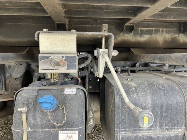 三菱ふそうキャンターセーフティローダー小型（2t・3t）[写真21]