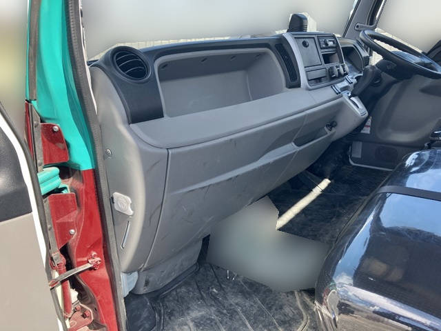 三菱ふそうキャンターセーフティローダー小型（2t・3t）[写真30]