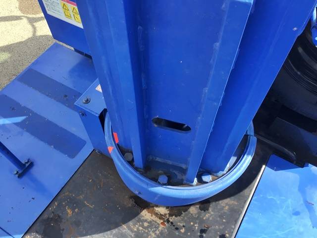 三菱ふそうキャンター高所作業車小型（2t・3t）[写真12]