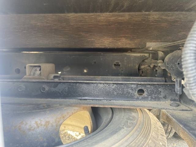 三菱ふそうキャンター平ボディ小型（2t・3t）[写真18]