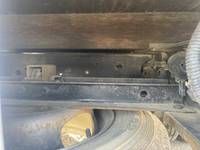 三菱ふそうキャンター平ボディ小型（2t・3t）[写真18]