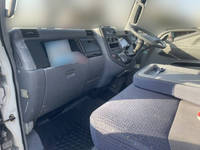 三菱ふそうキャンター平ボディ小型（2t・3t）[写真25]