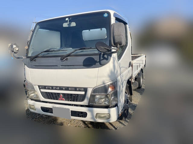 三菱ふそうキャンター平ボディ小型（2t・3t）[写真03]
