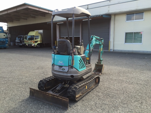 コベルコミニユンボ（ミニバックホー）[写真02]