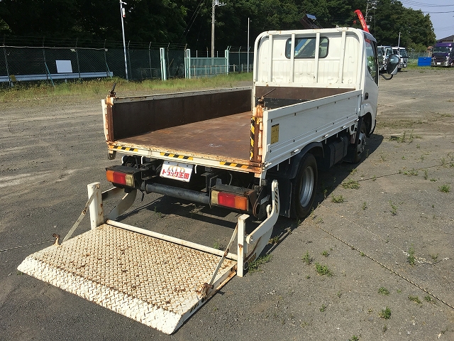 トヨタダイナ平ボディ小型（2t・3t）[写真02]
