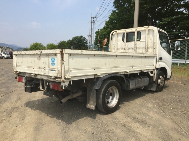 トヨタダイナ平ボディ小型（2t・3t）[写真02]