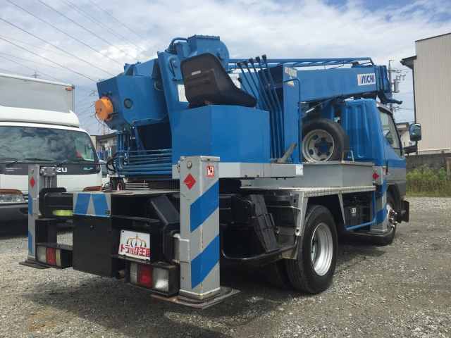 三菱ふそうキャンター穴掘建柱車小型（2t・3t）[写真02]