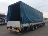 いすゞギガ幌車大型（10t）[写真02]