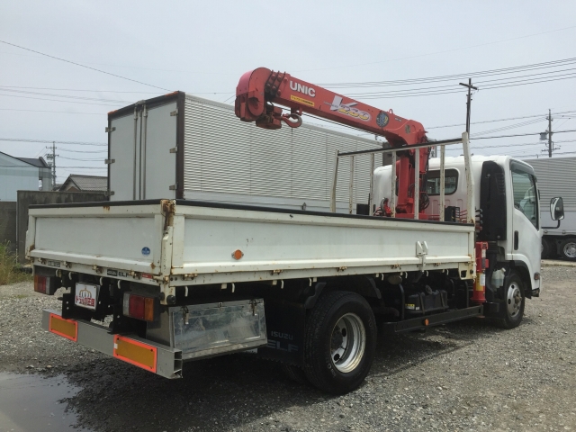 いすゞエルフユニック4段小型（2t・3t）[写真02]