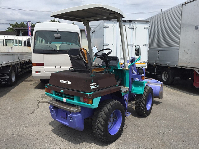 コマツタイヤショベル（ホイルローダー）[写真02]