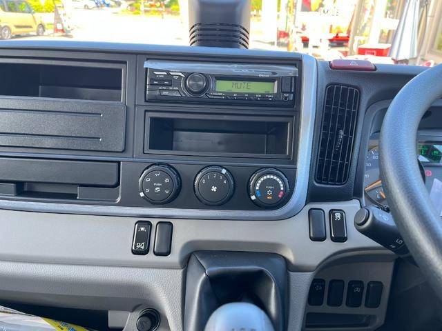 三菱ふそうキャンターダンプ小型（2t・3t）[写真10]