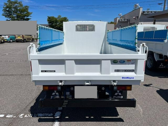 三菱ふそうキャンターダンプ小型（2t・3t）[写真05]