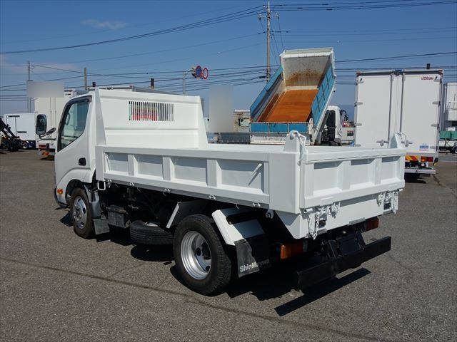 日野デュトロローダーダンプ小型（2t・3t）[写真10]