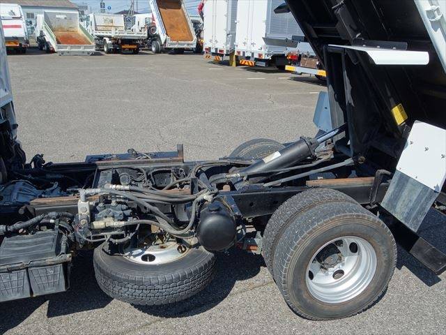 日野デュトロローダーダンプ小型（2t・3t）[写真11]