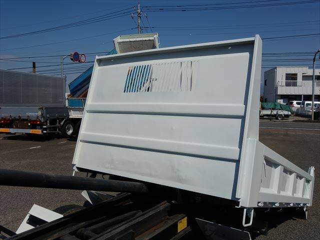 日野デュトロローダーダンプ小型（2t・3t）[写真08]