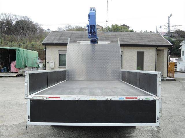 三菱ふそうキャンタークレーン6段小型（2t・3t）[写真11]