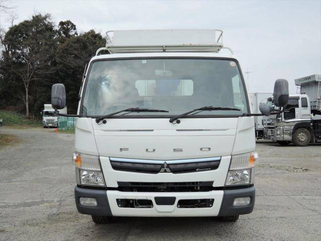 三菱ふそうキャンタークレーン6段小型（2t・3t）[写真13]