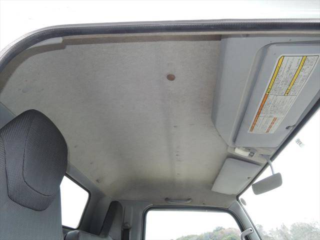 三菱ふそうキャンタークレーン6段小型（2t・3t）[写真24]