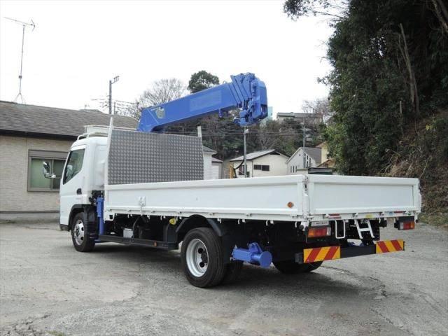 三菱ふそうキャンタークレーン6段小型（2t・3t）[写真03]