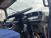 いすゞギガアームロール大型（10t）[写真13]