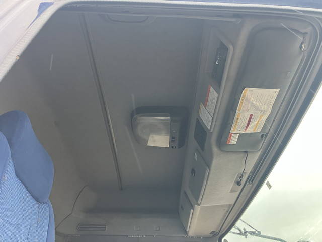 いすゞギガアームロール大型（10t）[写真15]