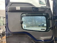 いすゞギガアームロール大型（10t）[写真16]