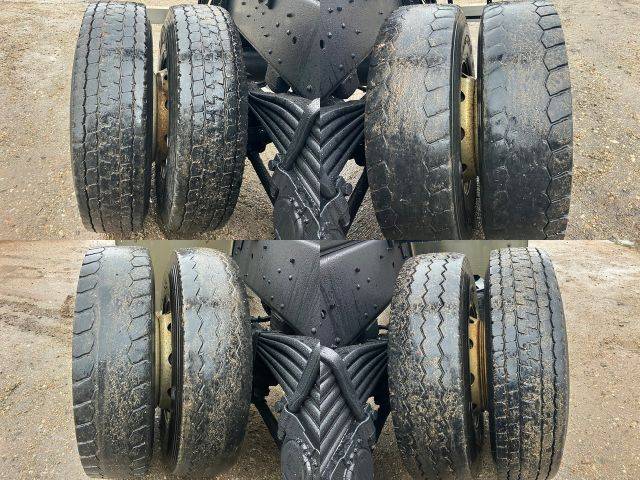 いすゞギガアームロール大型（10t）[写真28]