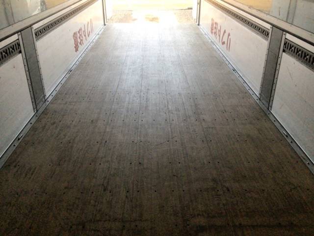 三菱ふそうスーパーグレートパネルウイング大型（10t）[写真14]